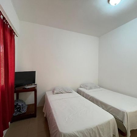 Casa De Huespedes "Darling" Hotel Puerto Baquerizo Moreno Luaran gambar